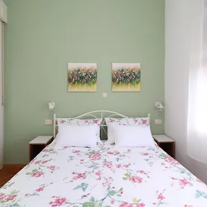 Anka , Opatija Kroatien